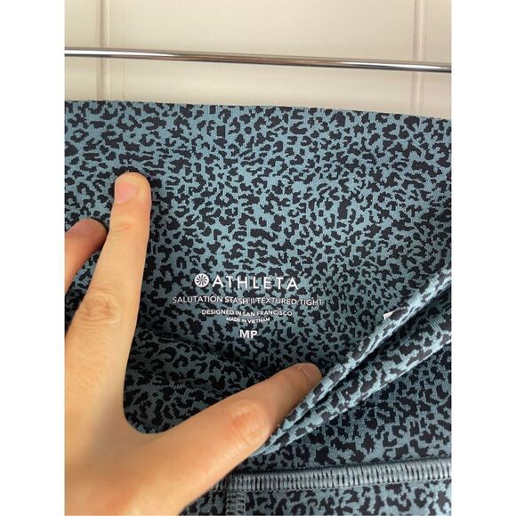 Athleta Salutation Stash II Textured Tight Size MP - Picture 3 of 9